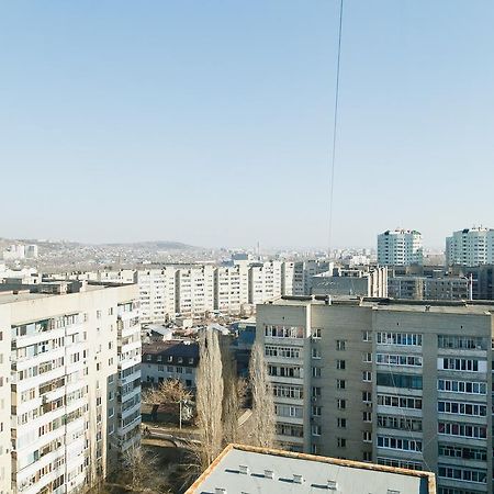 Apartments Na Lugovaya 67/69 Saratov Ruang foto